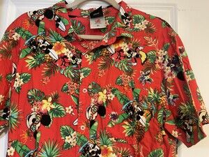 Disney Store Mickey Mouse Red Floral Hawaiian Shirt Mens XL button collar